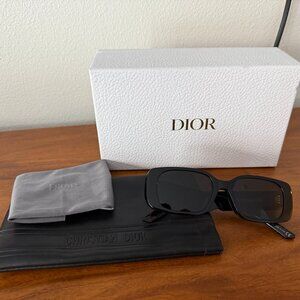 Dior WildDior Rectangular Sunglasses